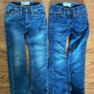 Boys size 5/6 jeans/sweatshirt set (kids Abercrombie)